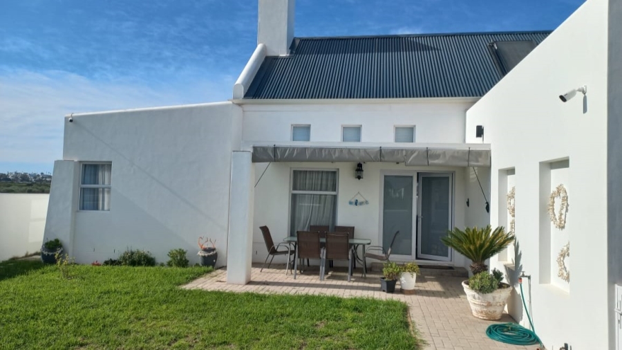3 Bedroom Property for Sale in Lampiesbaai Western Cape